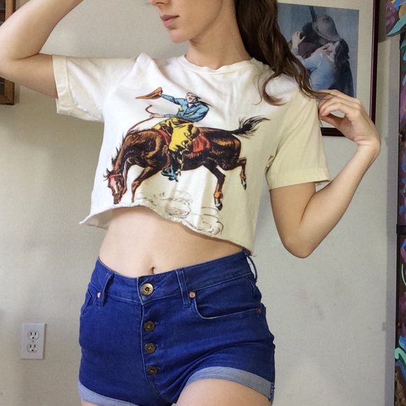SOLD Rodeo Cowgirl Horse Crop Tee Top - Picture 2 of 7